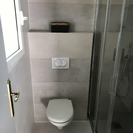 Konukevi Maison Ferruccio